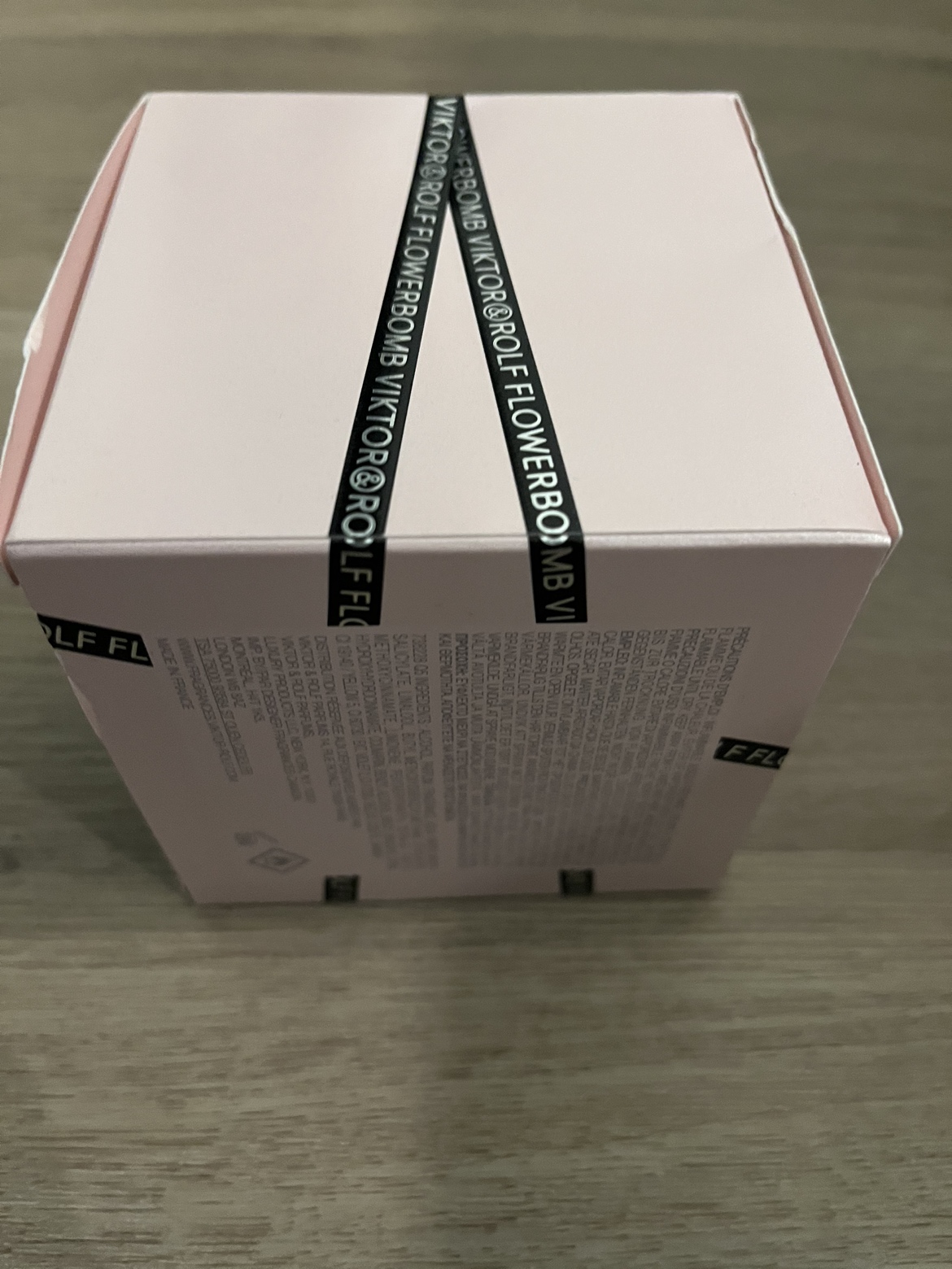 [Perfume] Viktor & Rolf Flowerbomb 30ml - photo 2