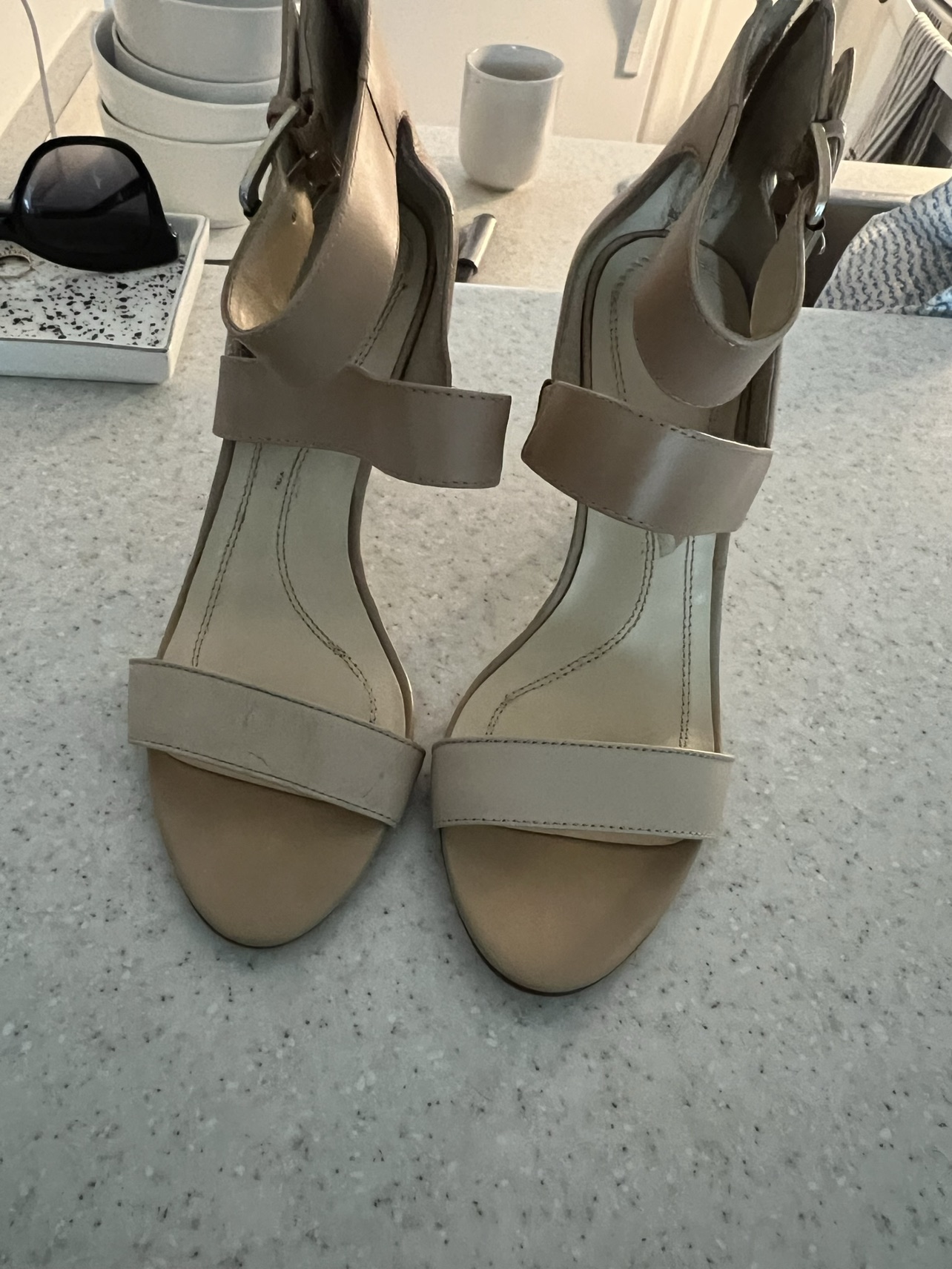 Shoes! shoes! shoes! image indicator(9)