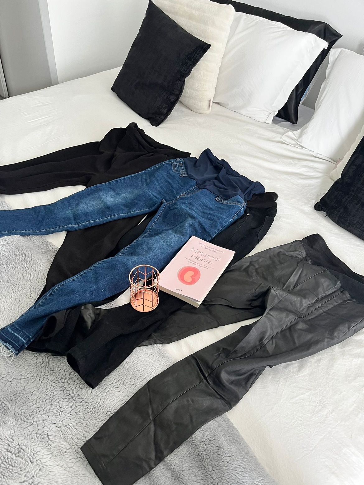 Free-Pregnancy Pants & Spanish Book