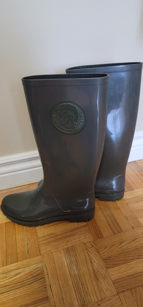 Rain Boots thumbnail