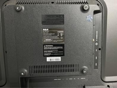 19” RCA HD TV - photo 3