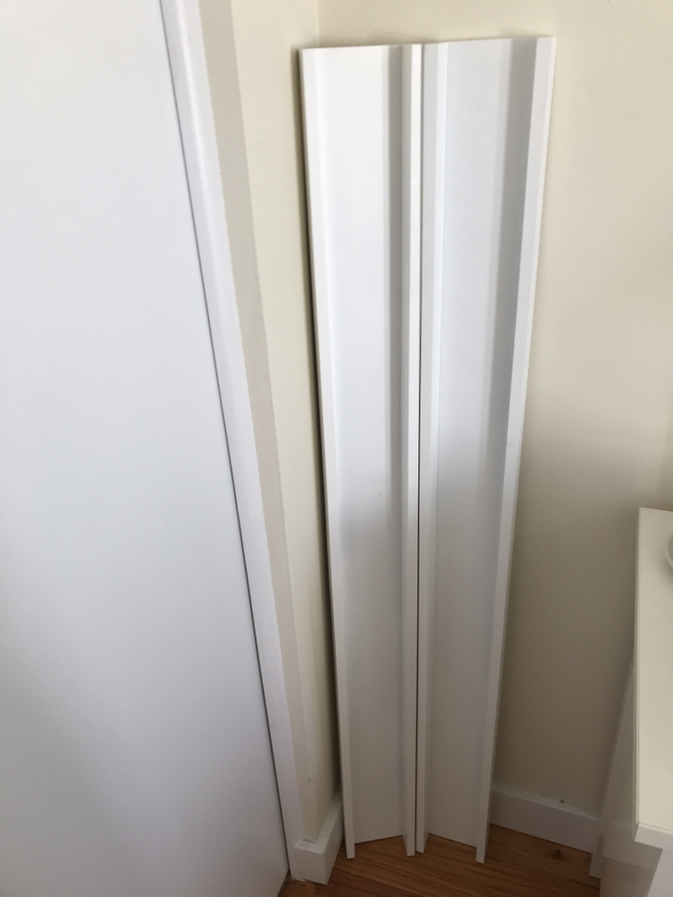 2 floating white shelves thumbnail