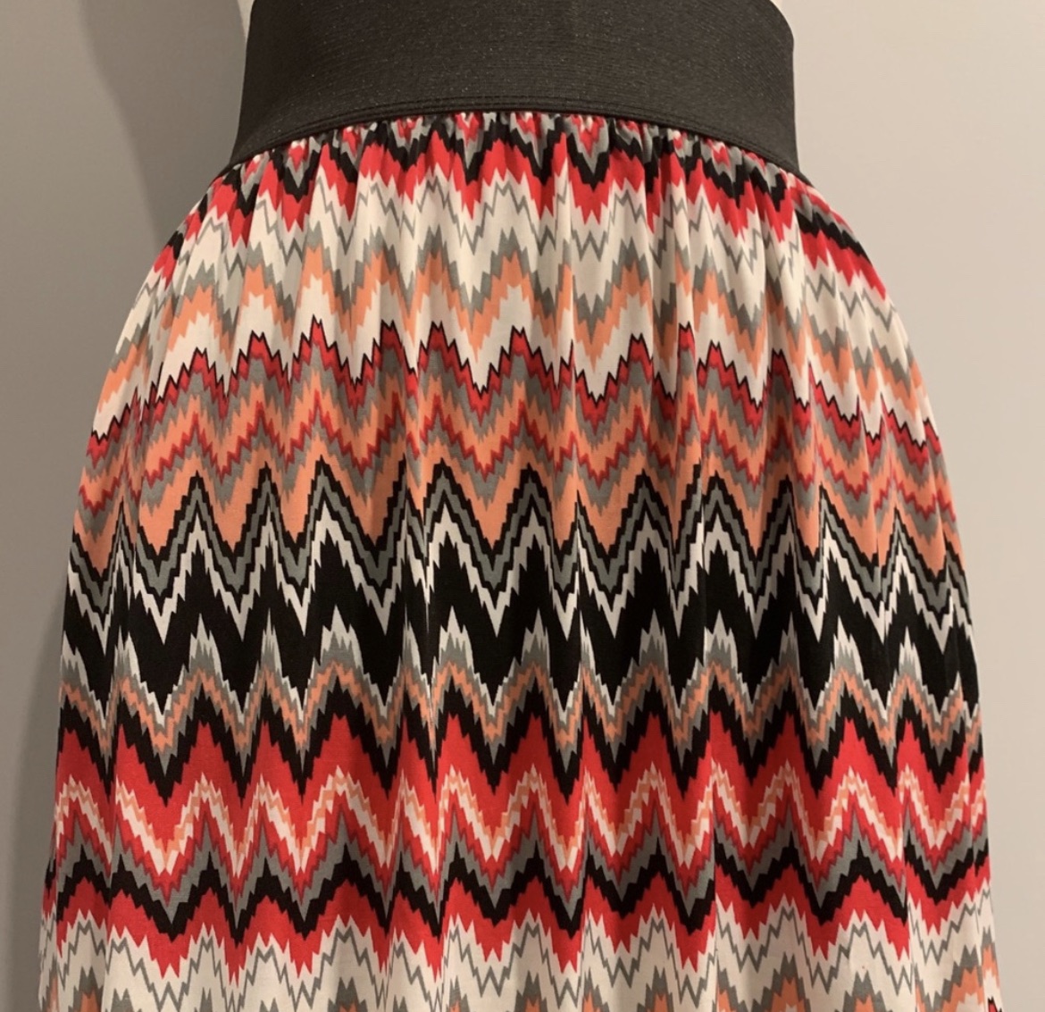 Chevron Bubble Skirt sz L image indicator(7)