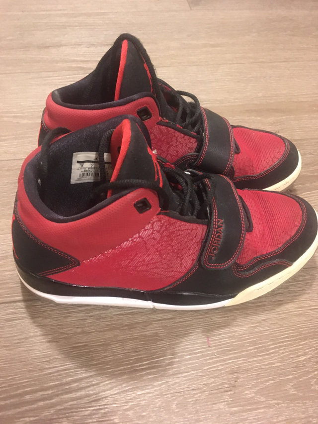 Authentic Jordan women shoes.Limited edition size 8 image indicator(3)