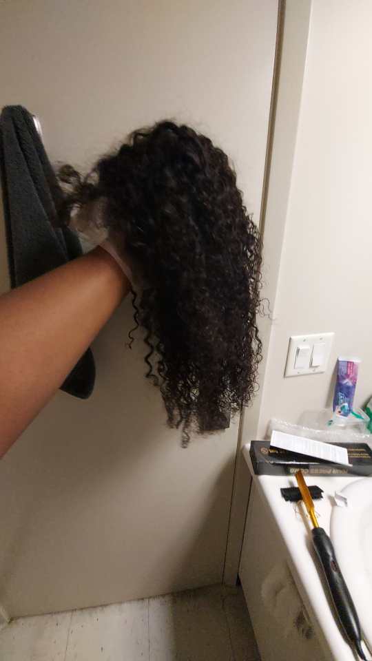 Lace front curly wig. 100% human hair