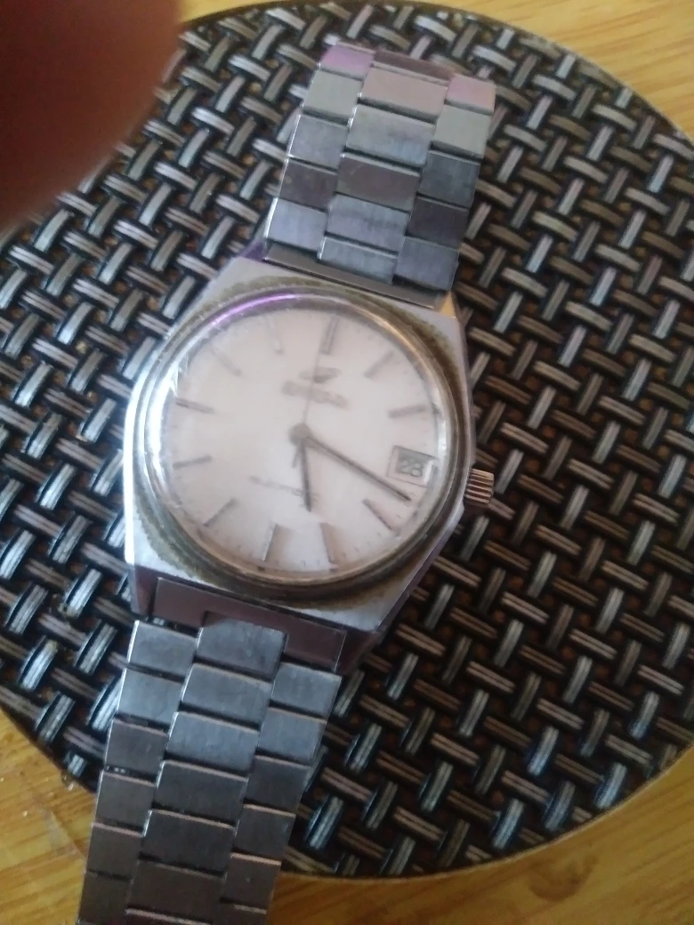 ENICAR  Ocean Pearl Vintage Watch image indicator(3)