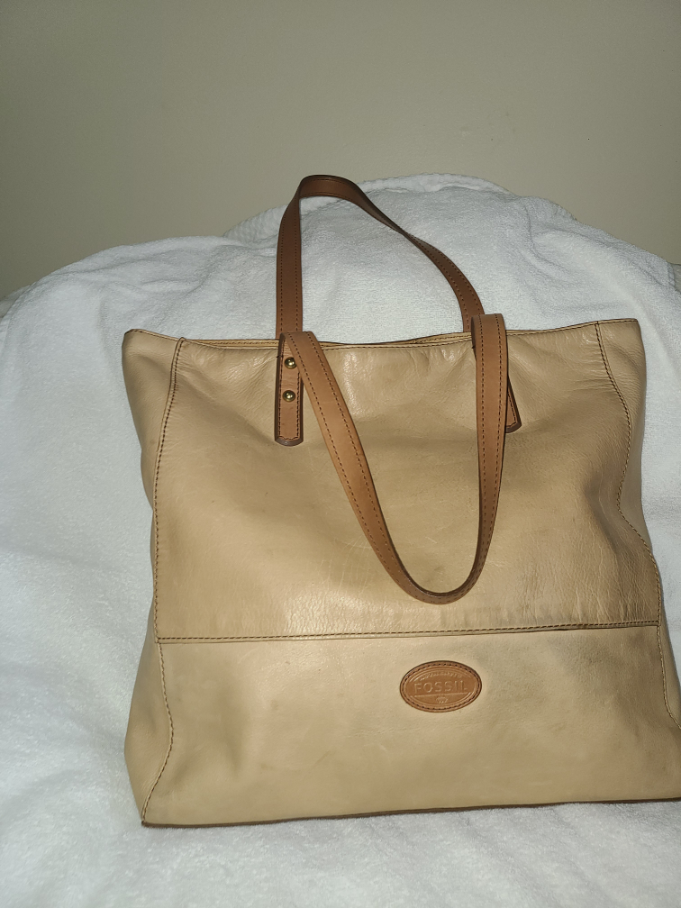 Fossil leather Tote