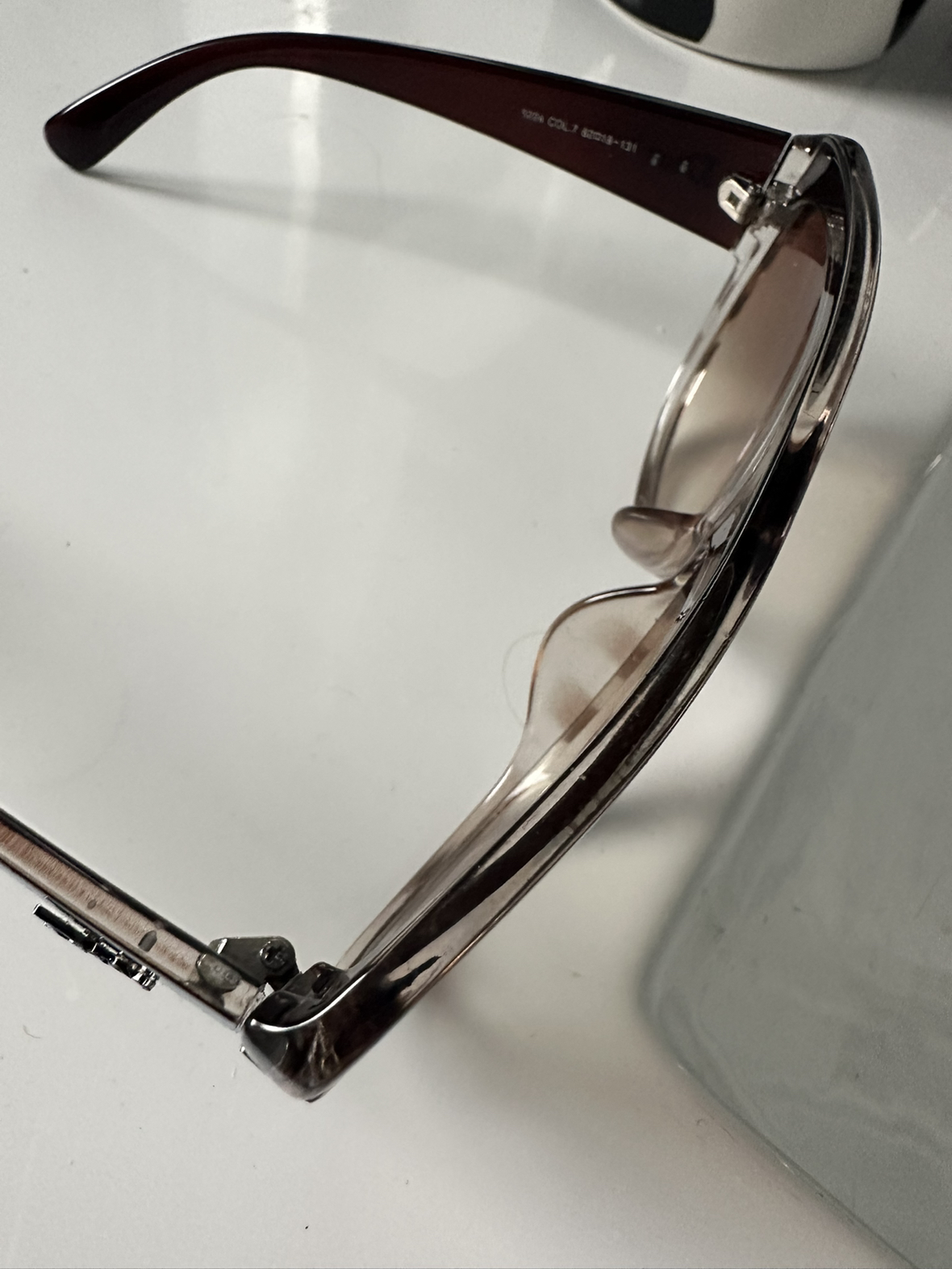 Dior sunglasses image indicator(5)