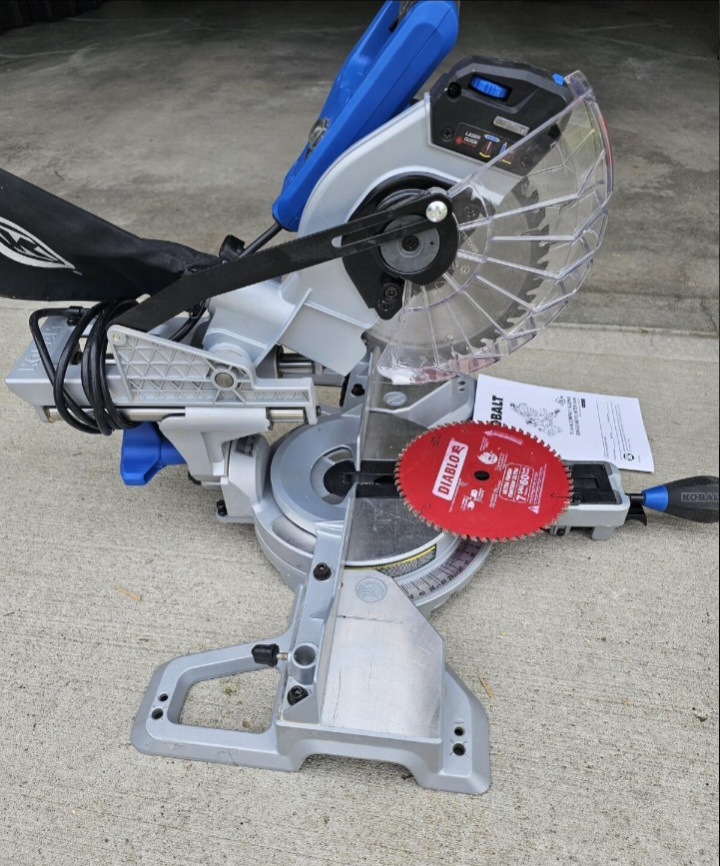 7-1/4" sliding mitre saw - photo 2