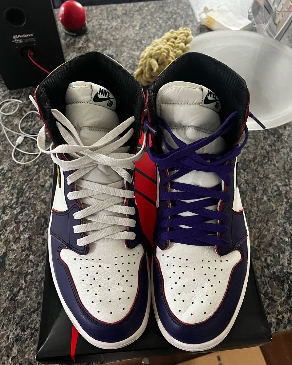 Jordan 1 high la 2 chicago thumbnail