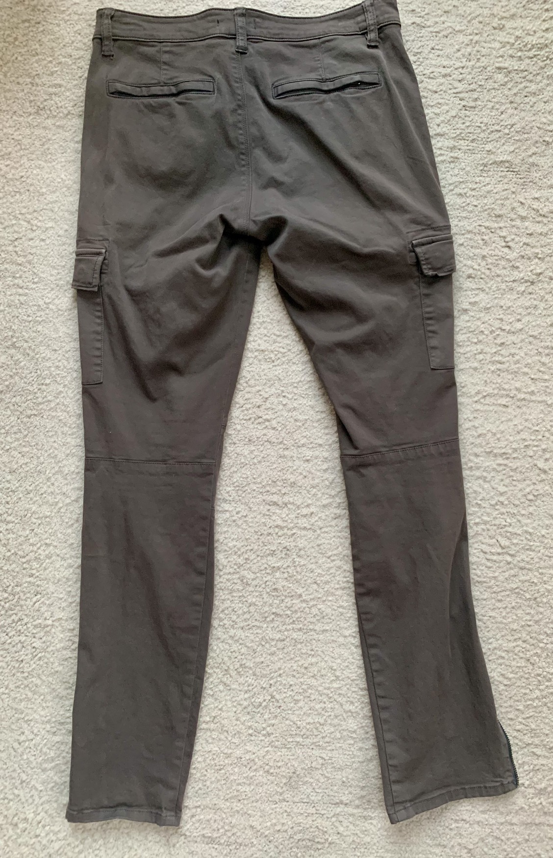 TNA cargo pants image indicator(2)