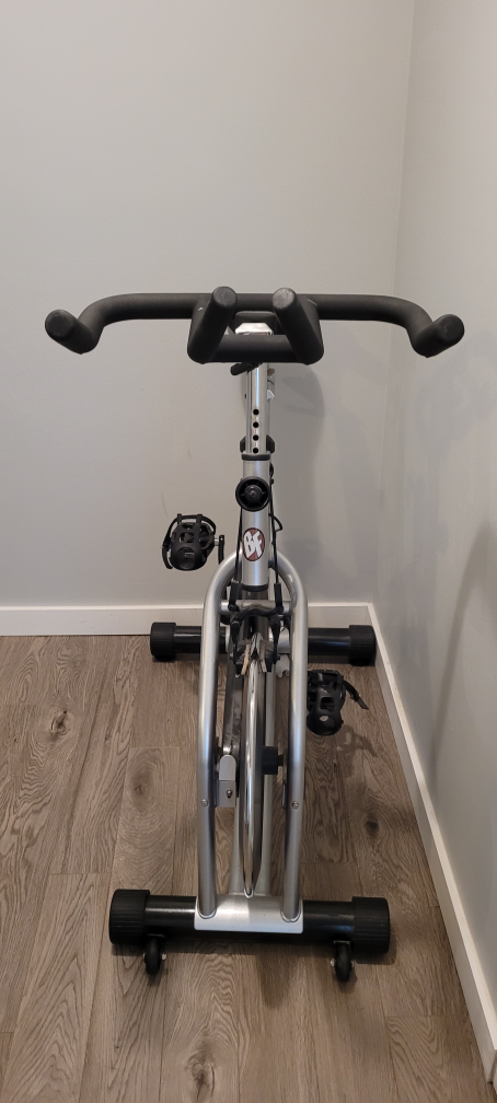 stationary bike - photo 2