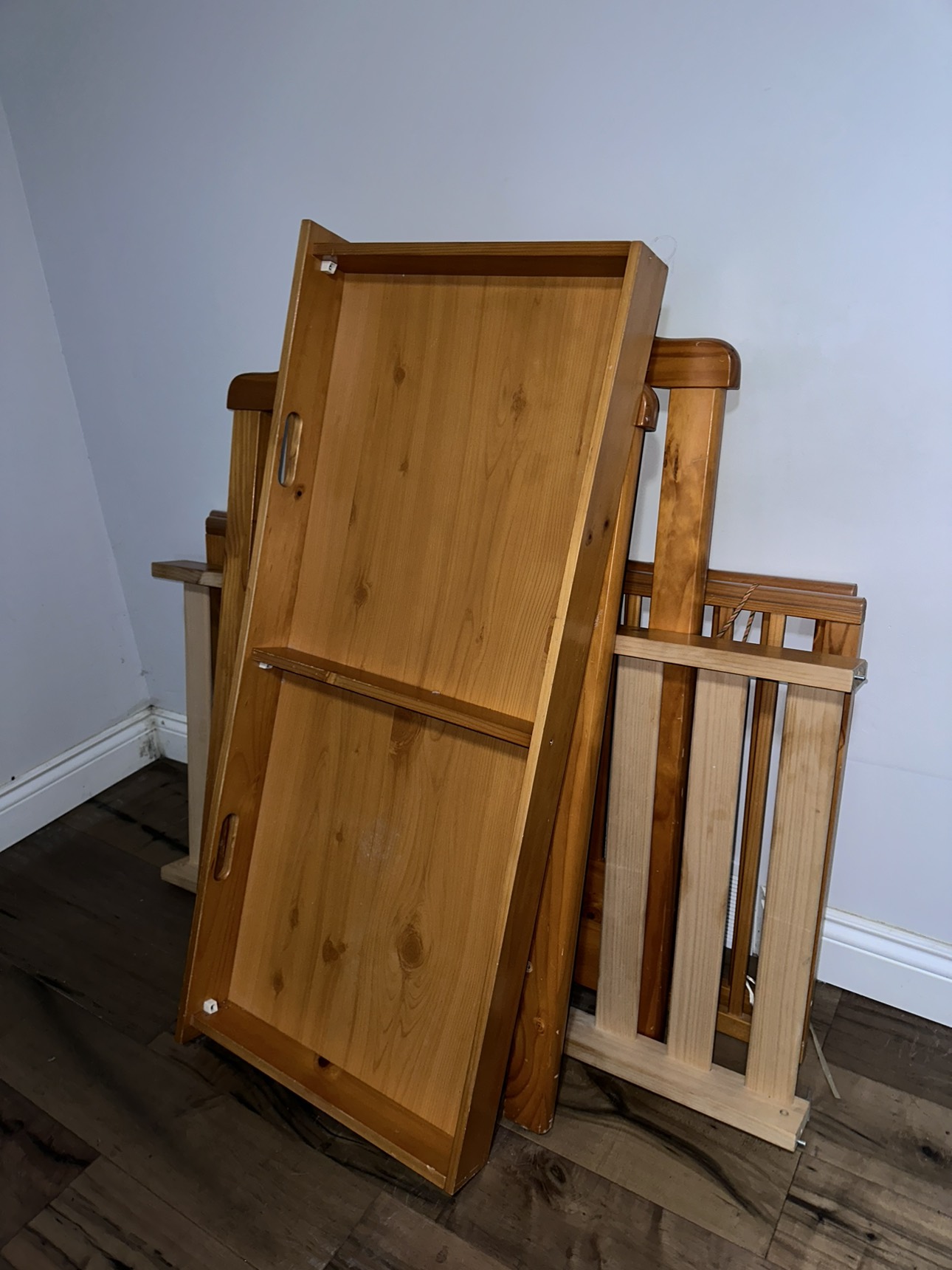 Baby /toddler crib - photo 2