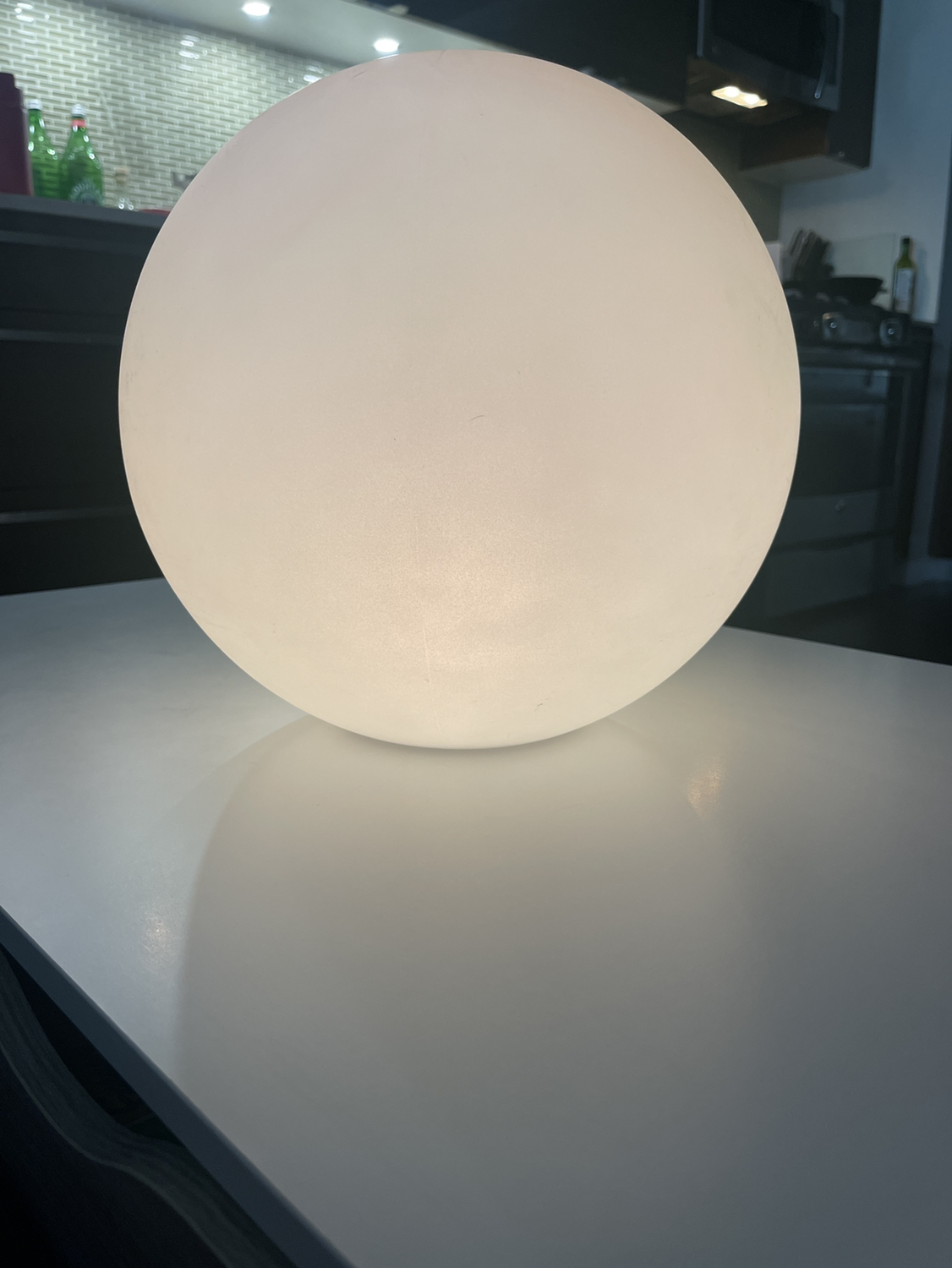 DWR Design Within Reach Floating Light Multicolor w. Charger - photo 2