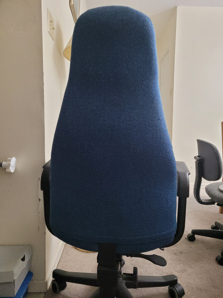 ergonomic chair - photo 2