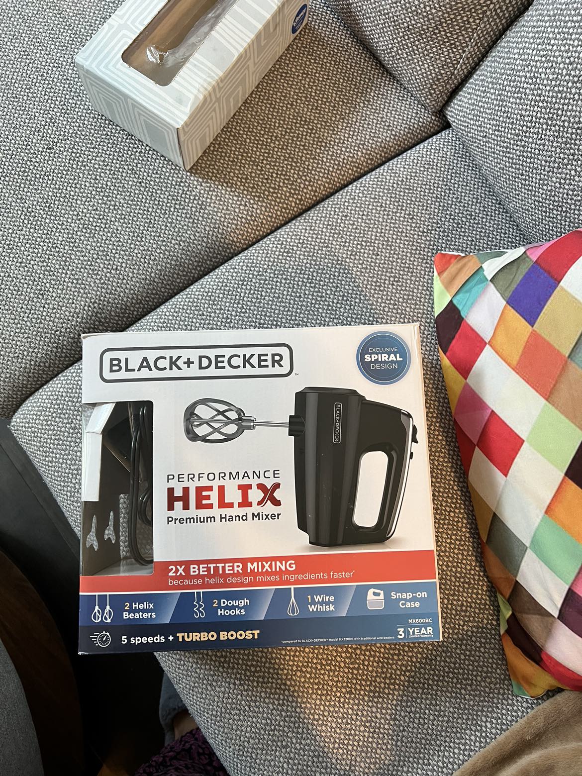 Black and  decker hand mixer - photo 2