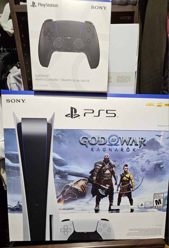 ps5 bundle gof 2 controllers BNIB
