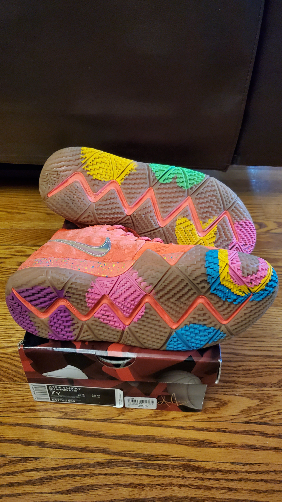 Kyrie 4 Lucky Charms image indicator(9)