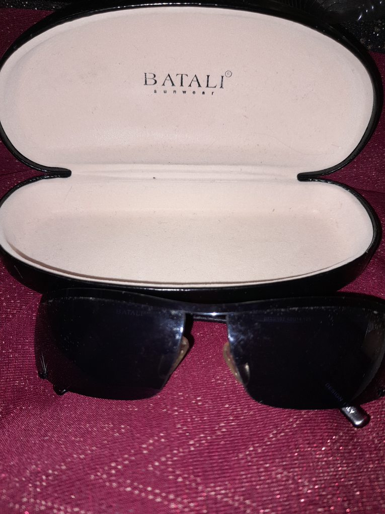 Sunglasses 😎    Batali brand.     Read description.  #freecycle