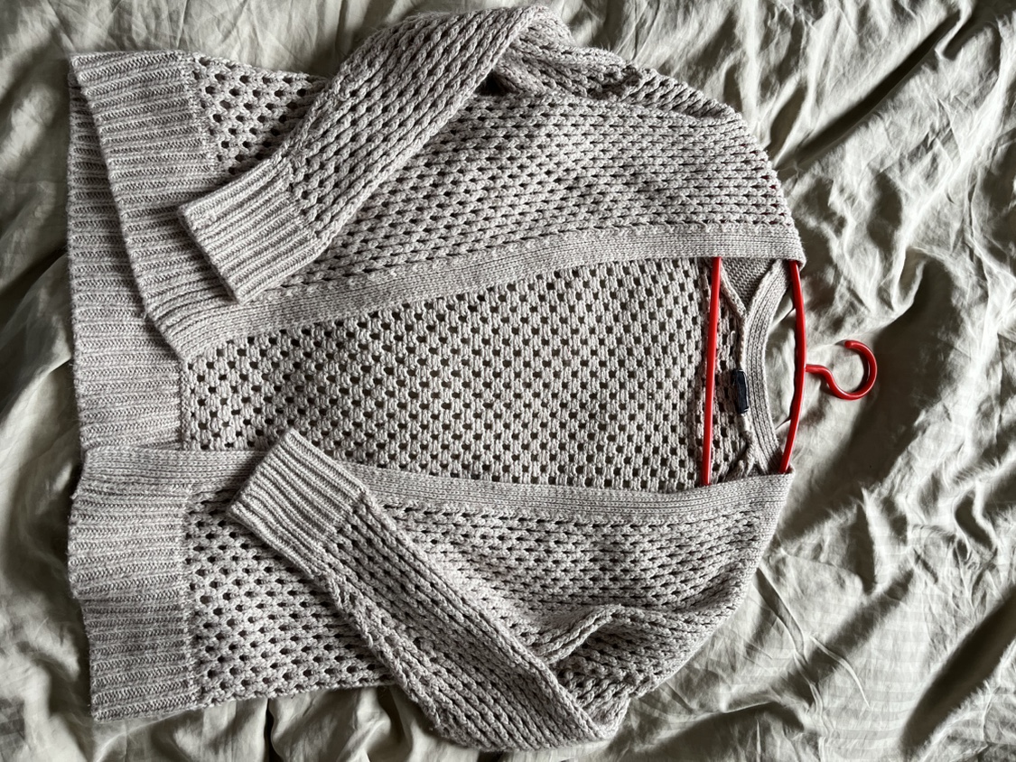 Cute sweater thumbnail