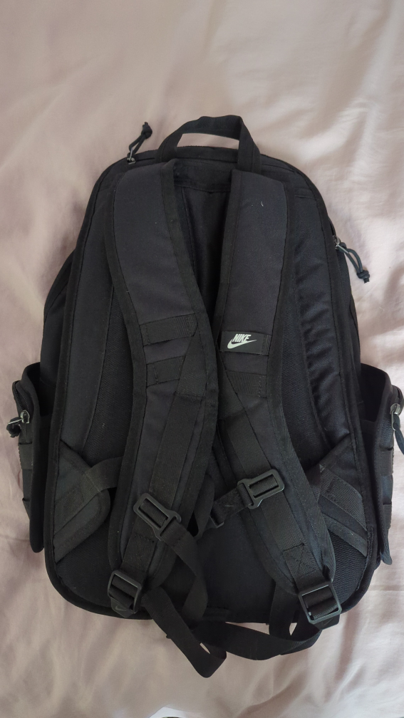 Nike Bagpack image indicator(2)