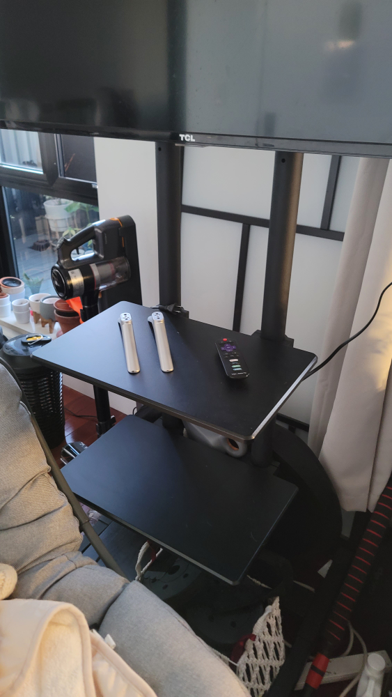 32 inch smart Roku TV with TV stand & Rolling TV stand image indicator(2)