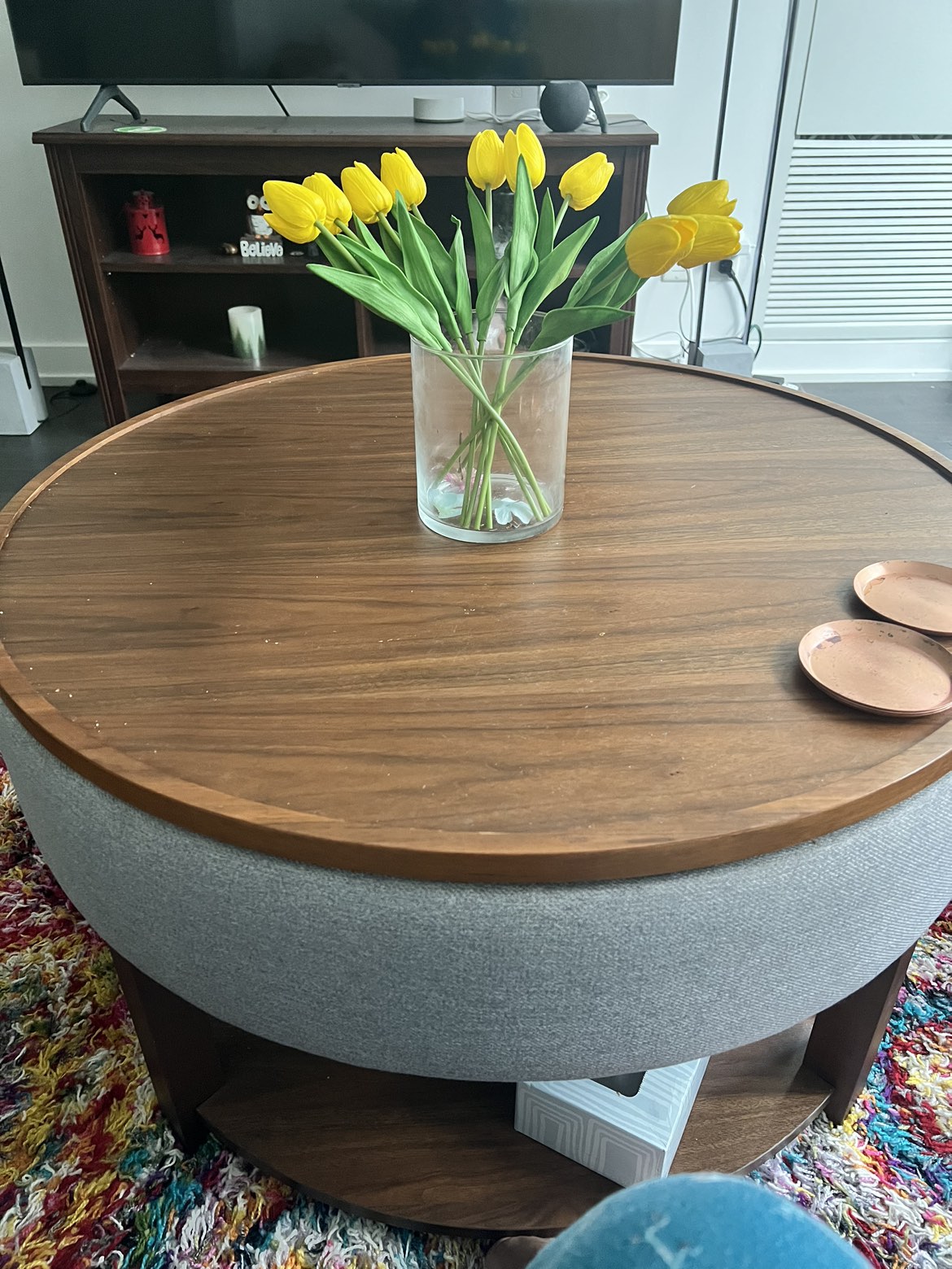 Coffee table with storage