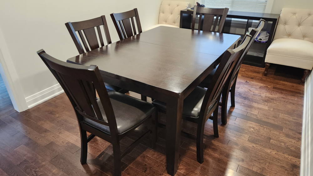 SOLID WOOD Extendable Dining Table and (6) chairs