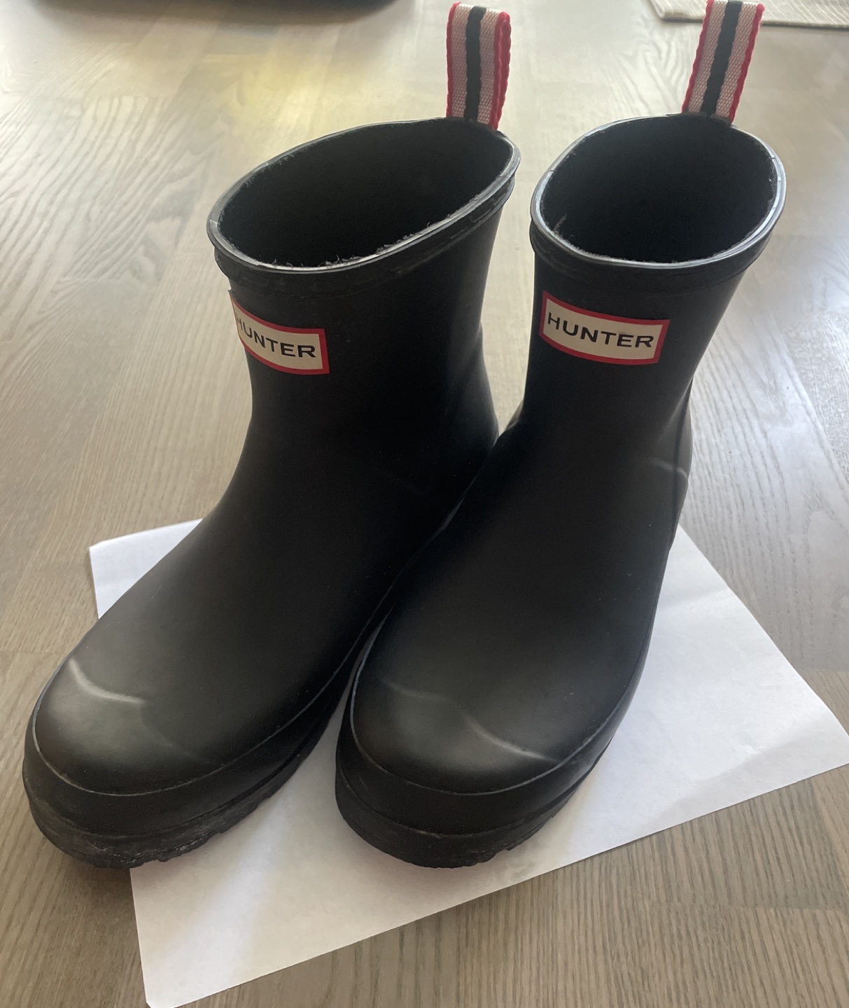Womens size 7 Hunter Short boots thumbnail