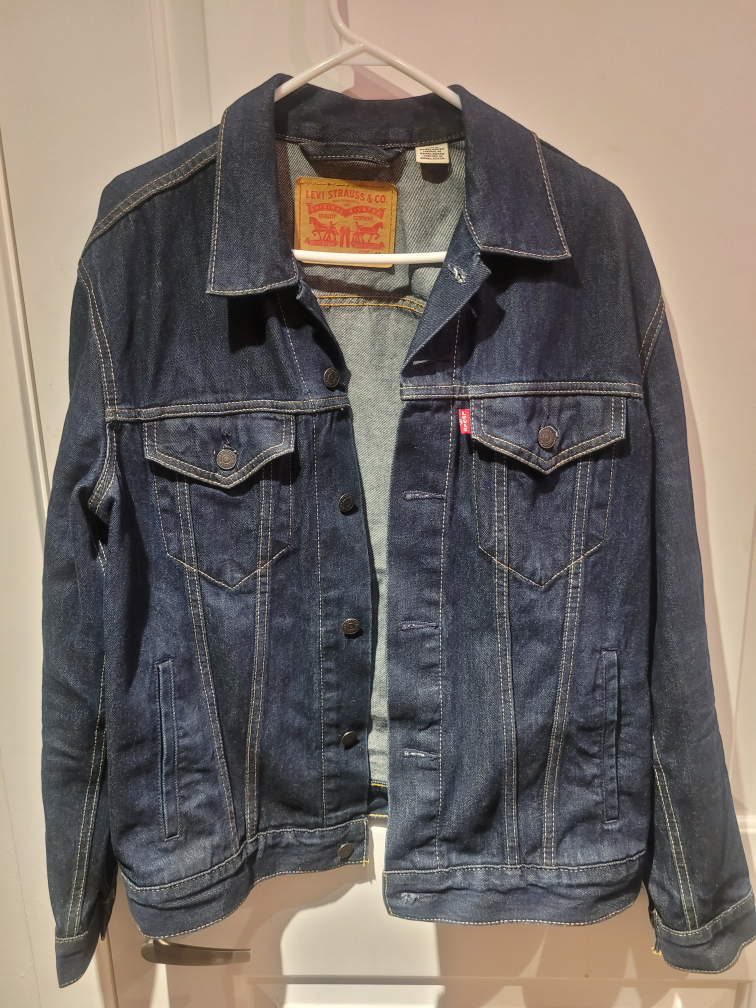 Men's Medium Levi's original denim jacket thumbnail