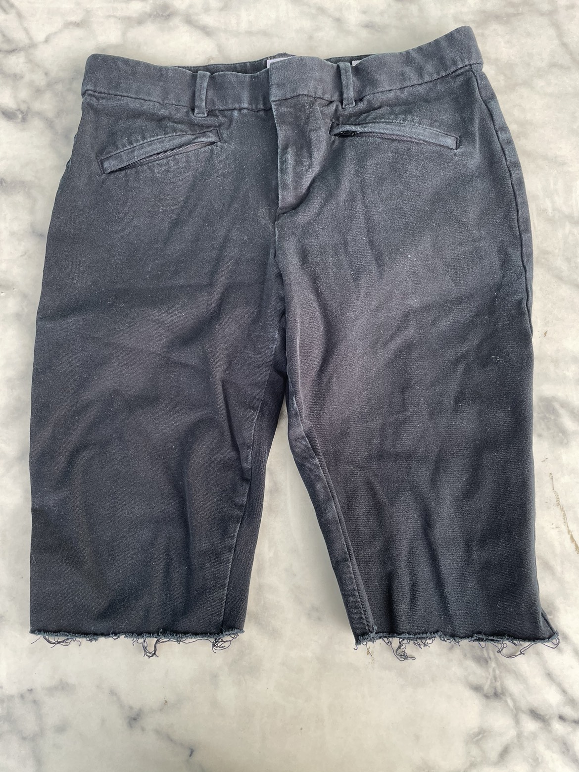 #freecycle Gap black denims converted to knee length shorts thumbnail