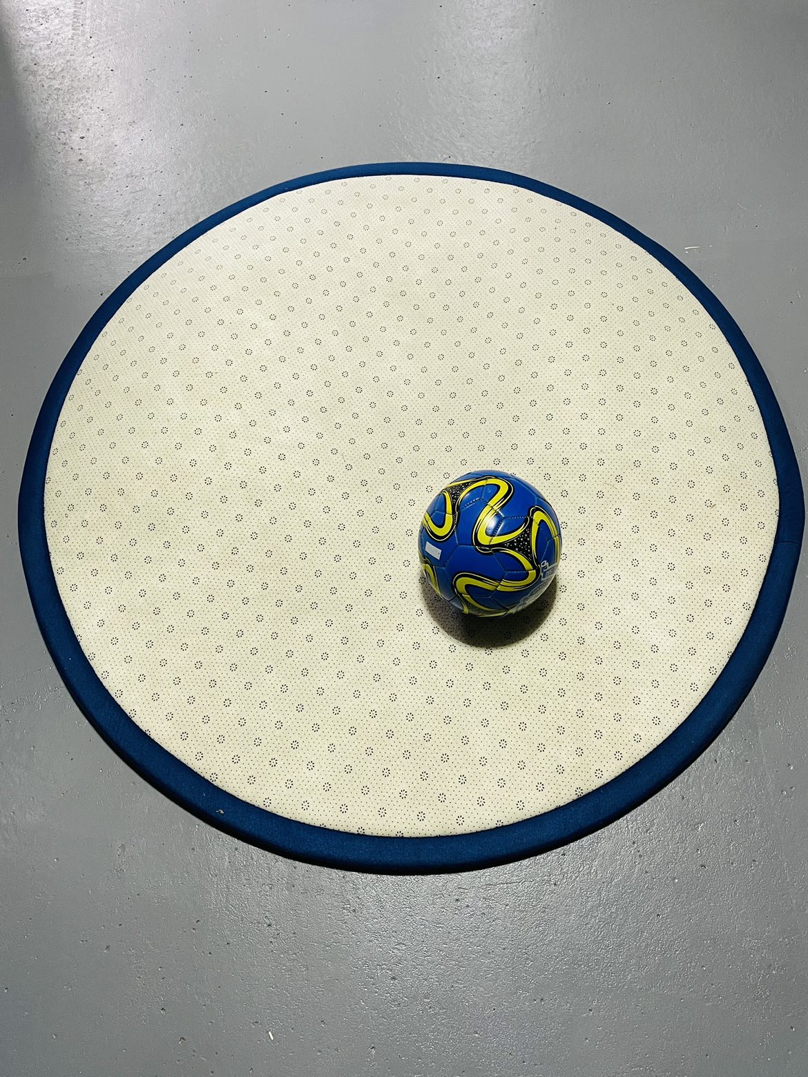 Kid’s round mat - photo 2