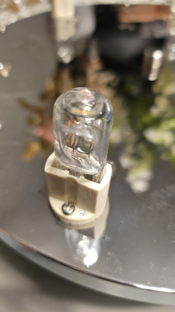 Beautiful Chandelier image indicator(4)