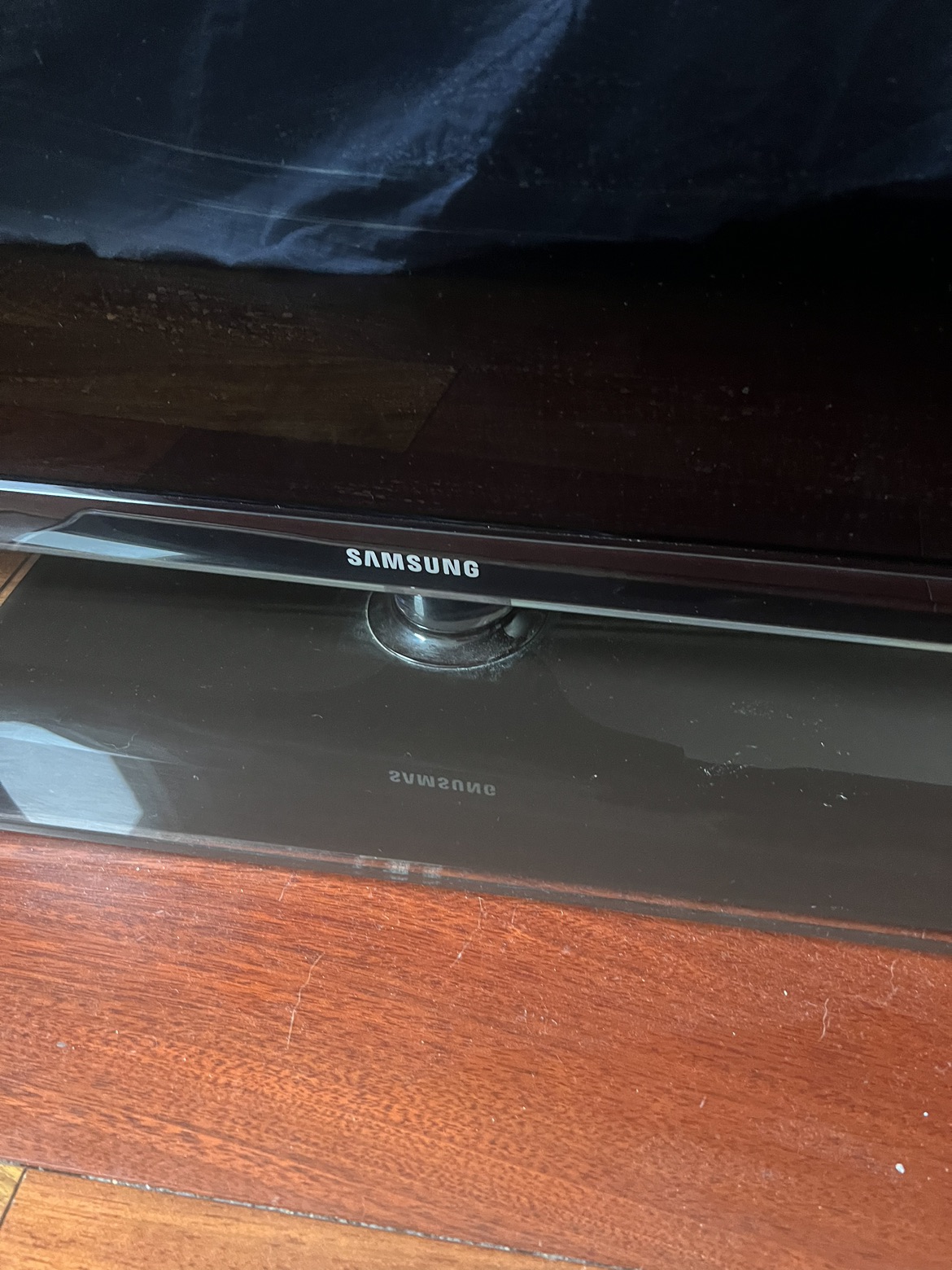 Samsung 40” TV - photo 2