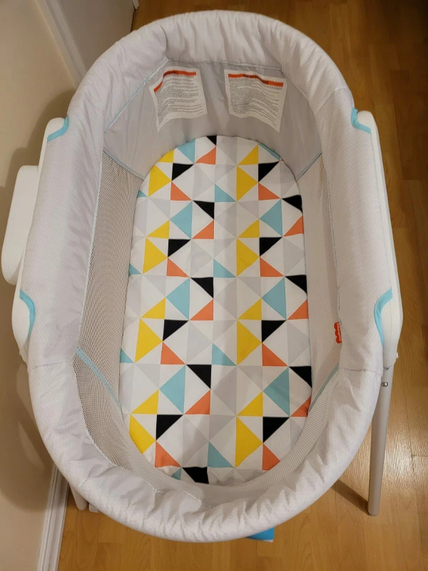 portable baby crib brand new
