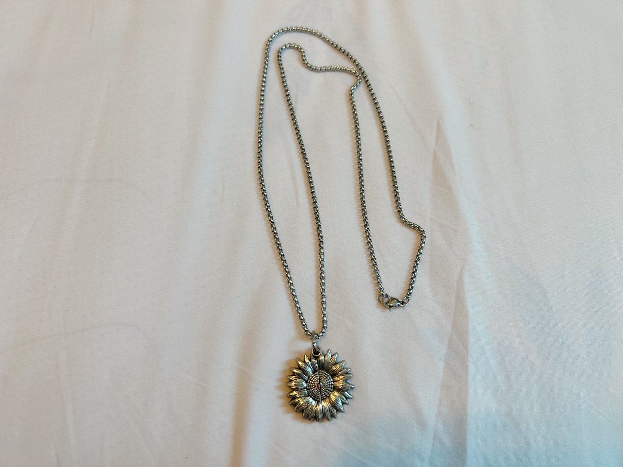 Sunflowr Necklace NEW image indicator(3)