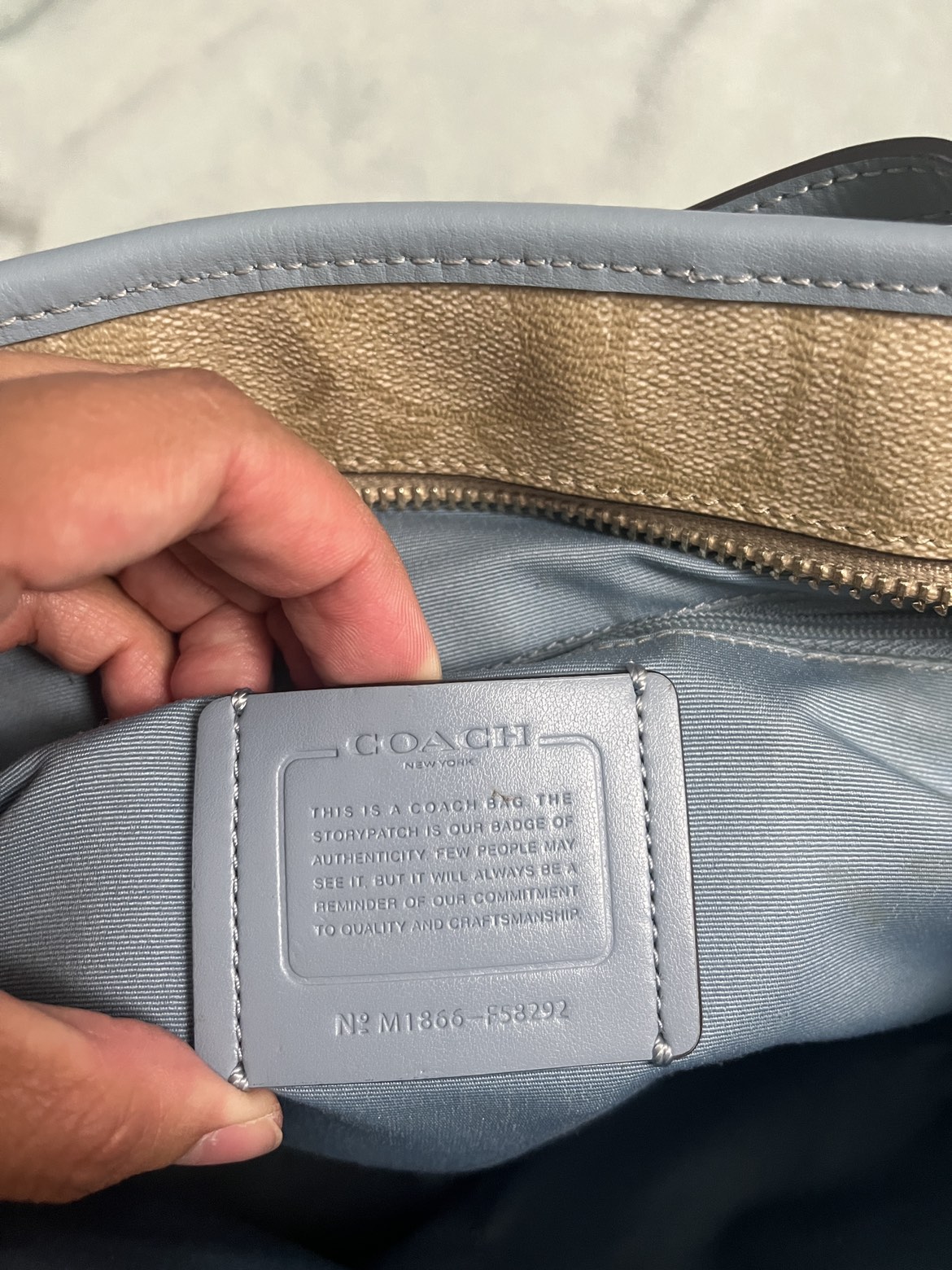 Coach Tote Bag image indicator(6)