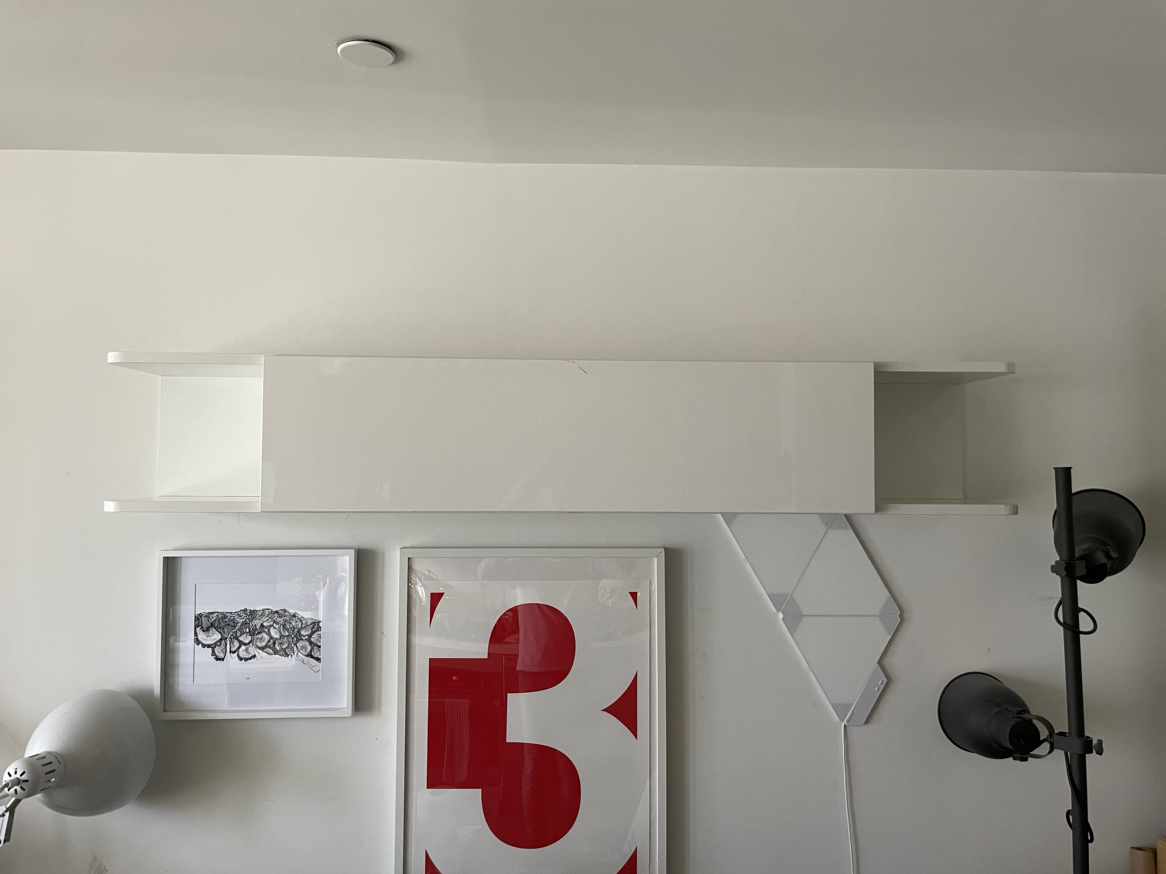 Entertainment Unit / Wall Shelf - photo 2