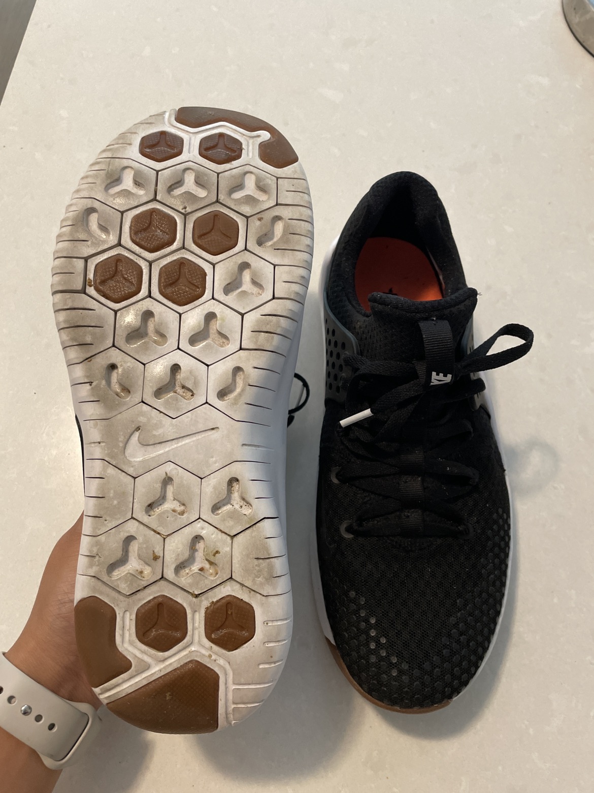 Nike - Size 8.5 Training Shoes - photo 3