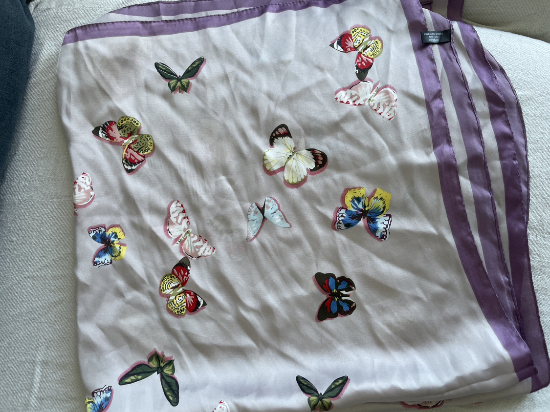 Butterfly silky scarf image indicator(2)