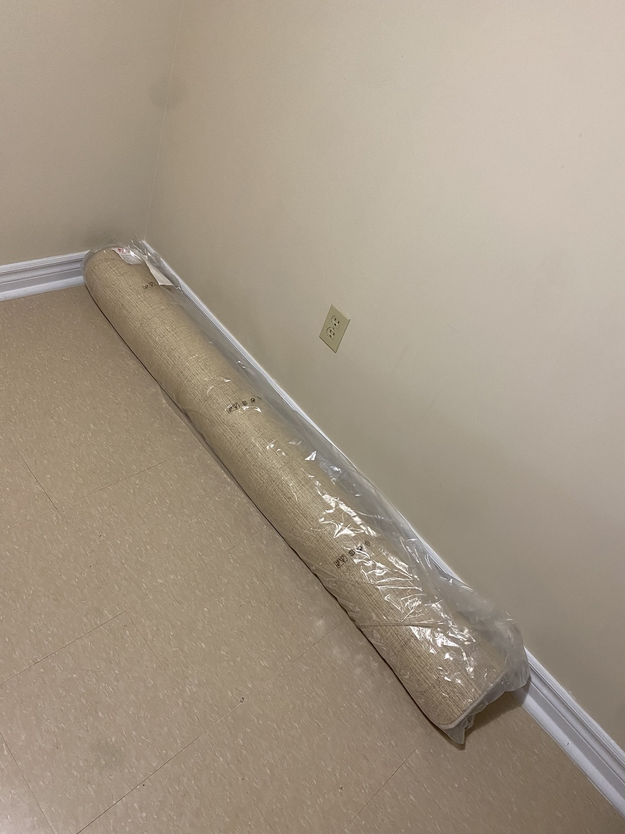 Vintage carpet - photo 3