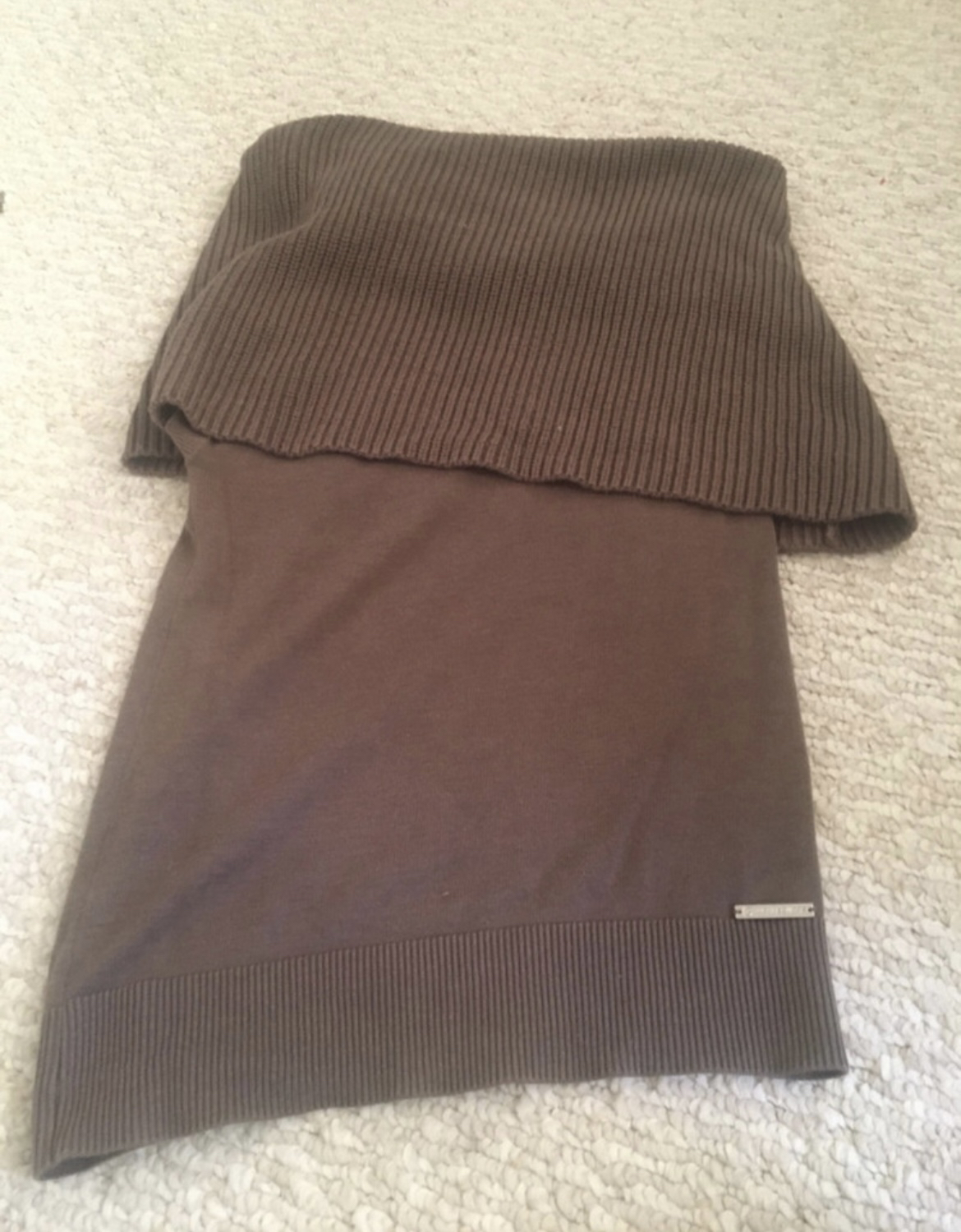 Michael Kors sleeveless sweater