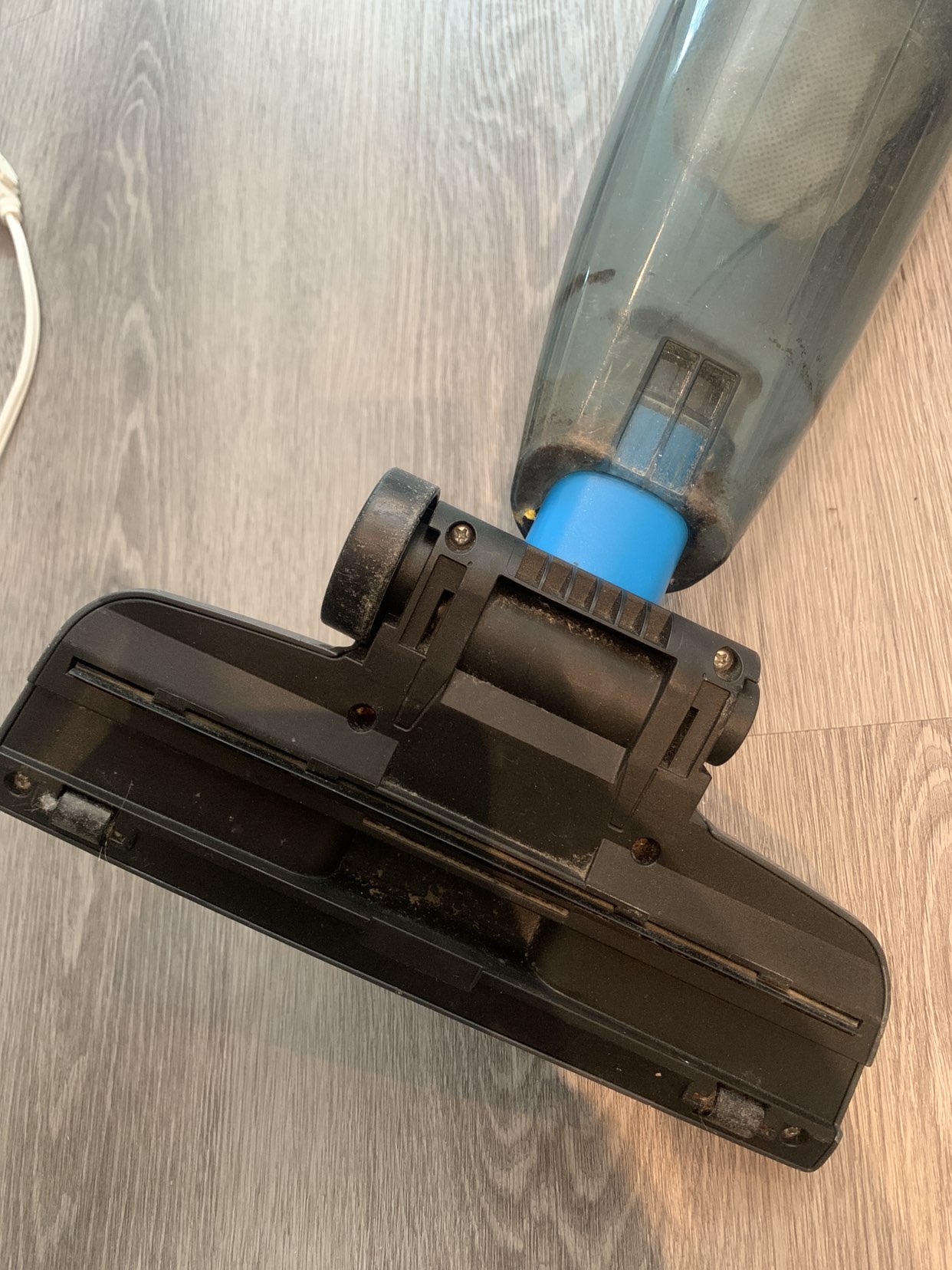 Bissell vacuum Stick Vacuum Ultra-lightweight and compact - photo 3