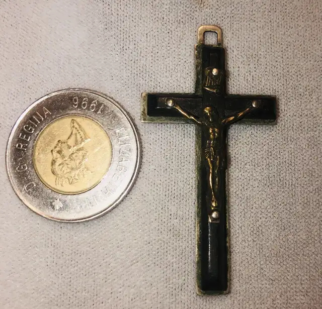 Antique crucifix image indicator(5)