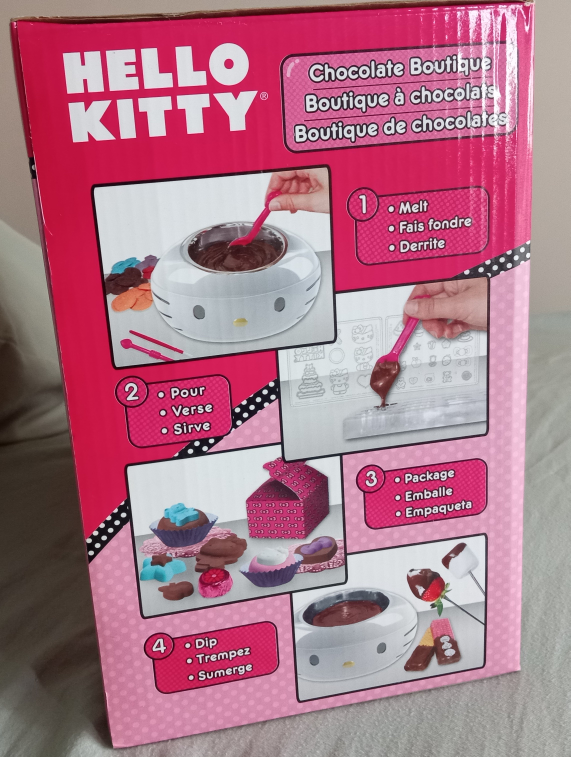 HELLO KITTY Chocolate Boutique - photo 4