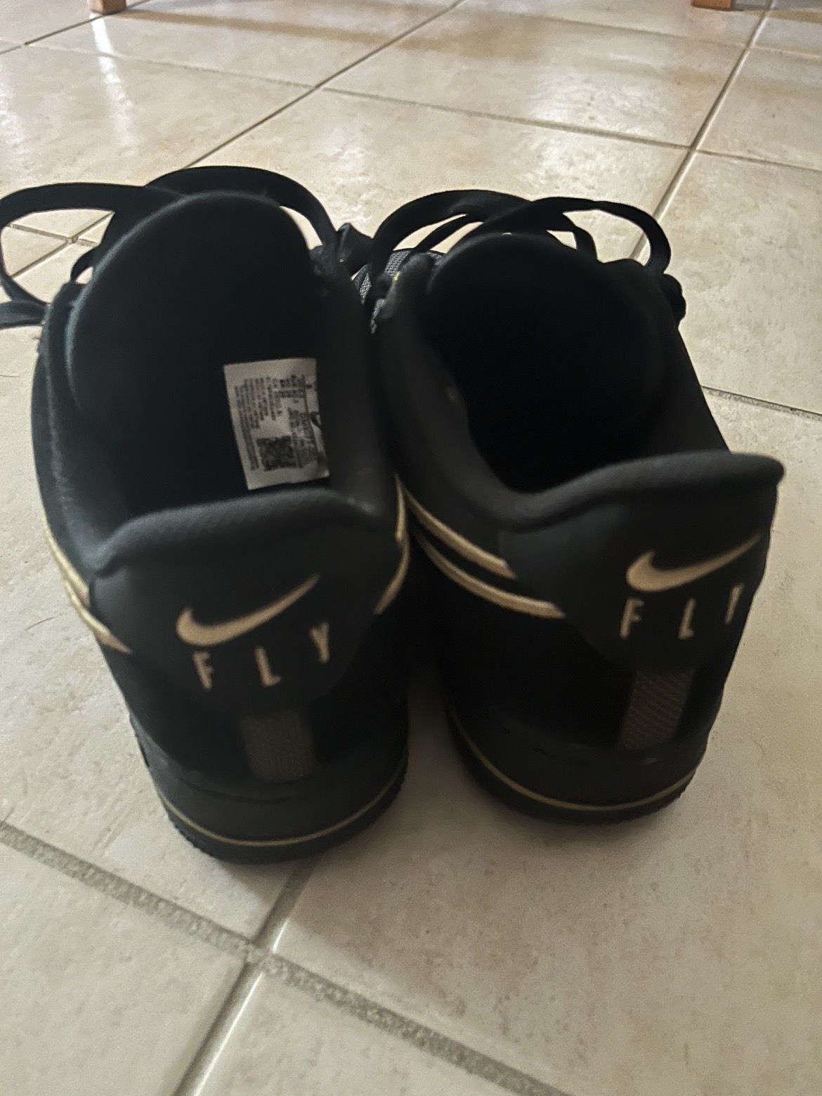 Nike Air women’s size 9 image indicator(3)