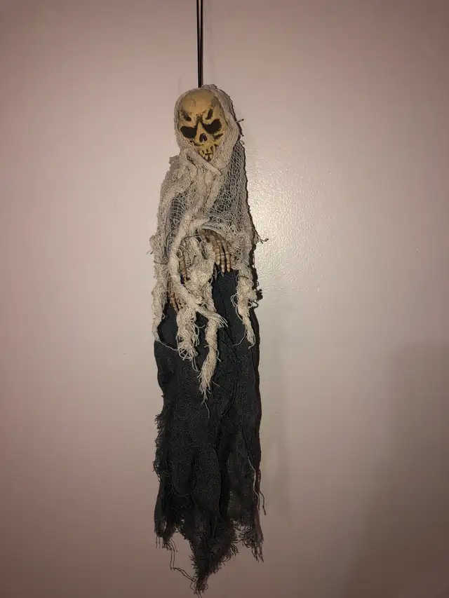 Lot of 8 Halloween items / all 20/ pls read Descript/firm price image indicator(4)