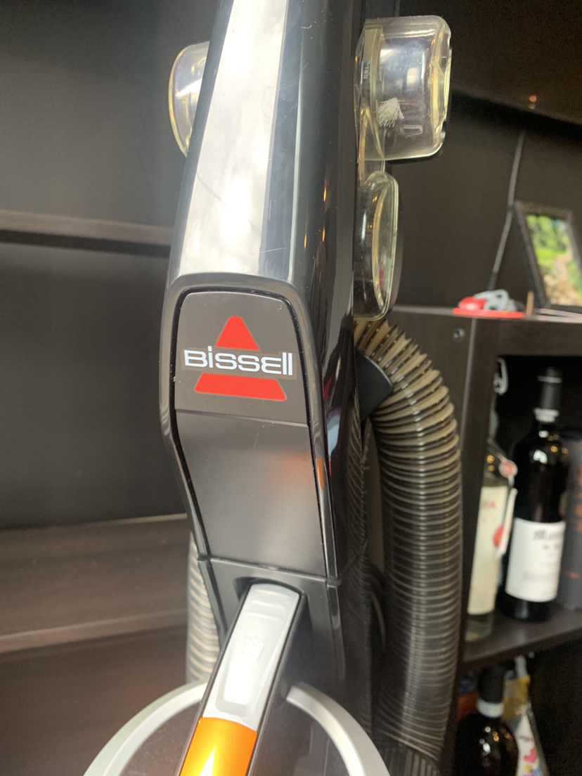 Upright vacuum cleaners - photo 2