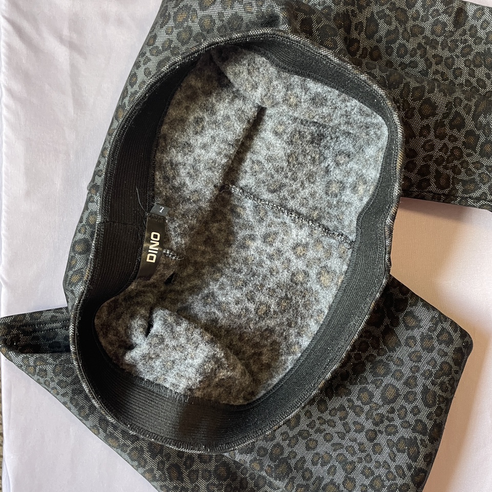 Leopard Print Fall/Winter Leggings Y Sz L/W 6P image indicator(4)