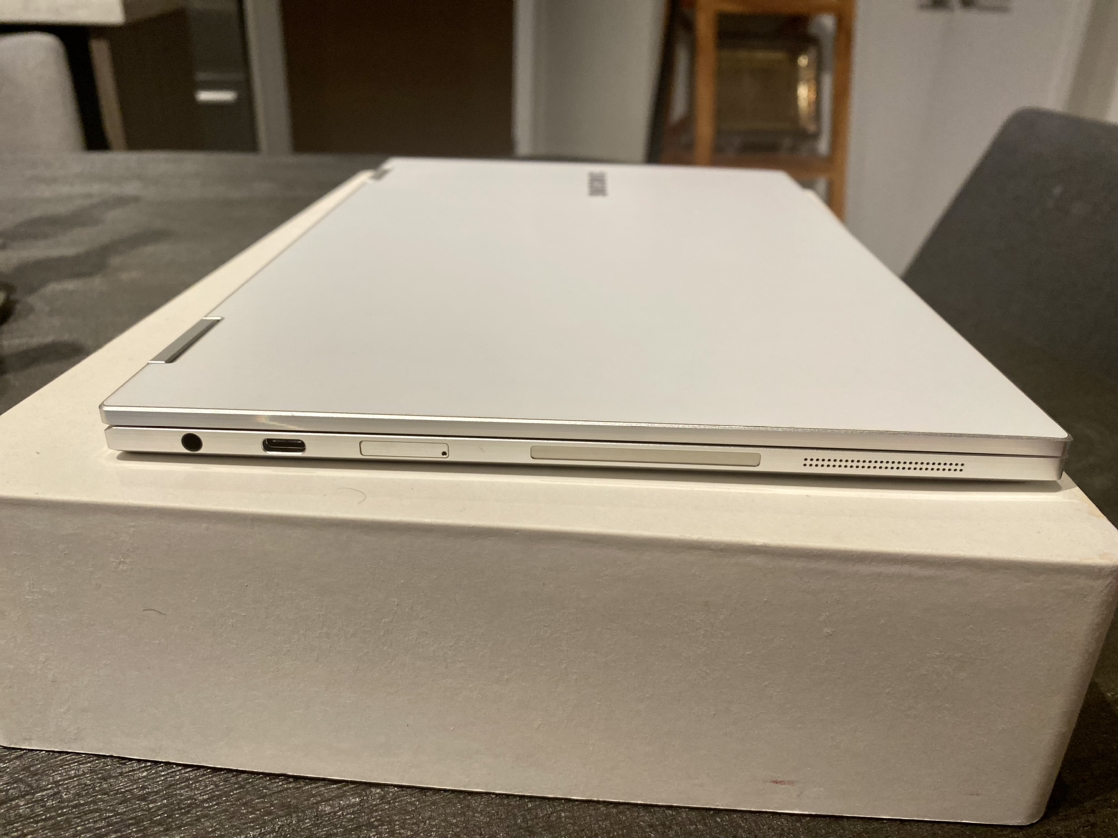 Samsung Galaxy Book Flex Ultra-Slim Laptop image indicator(8)